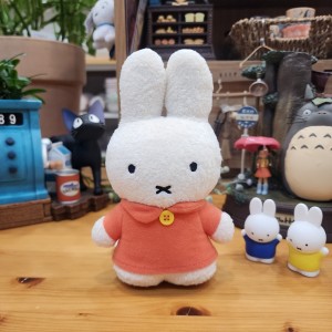 일본 미피 토끼 캐릭터 귀여운 피규어 마스코트 장식 생일 선물 봉제 인형